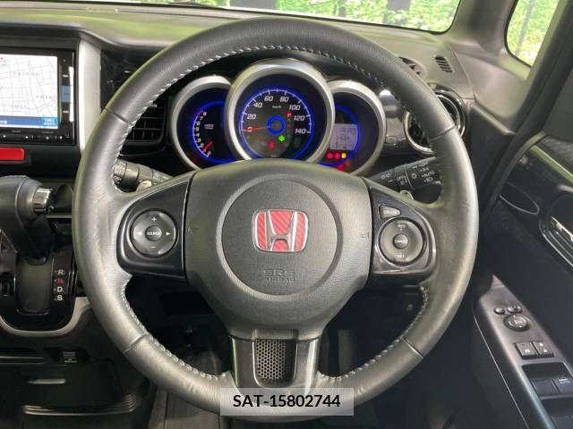 Honda N BOX CUSTOM 2013-12 306750-11