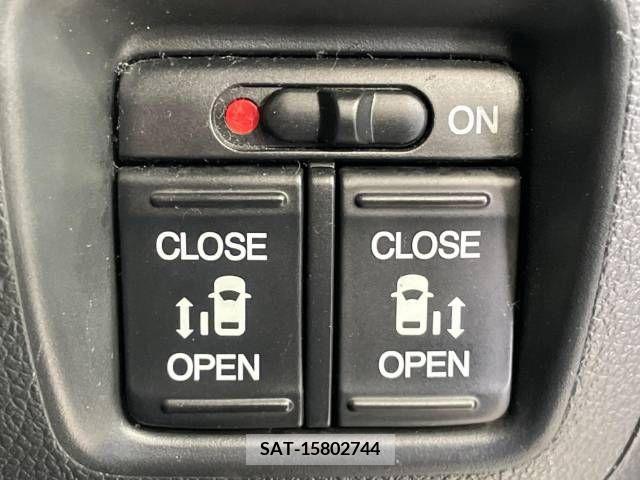 Honda N BOX CUSTOM 2013-12 306750-5