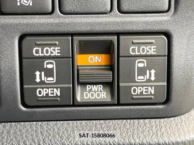 Toyota VOXY 2019-03 291032-5