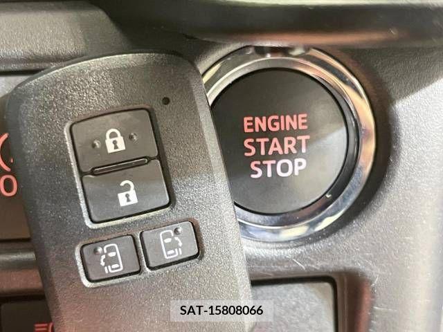 Toyota VOXY 2019-03 291032-7