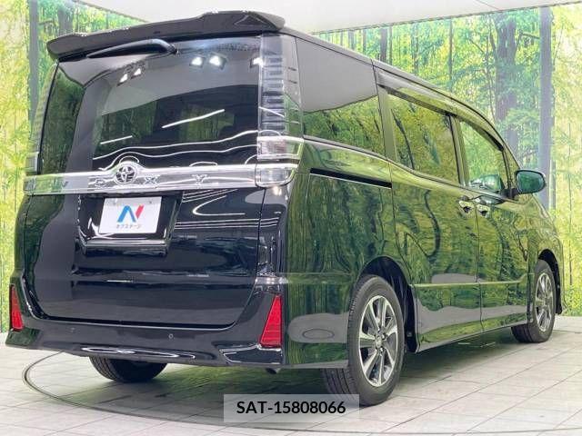 Toyota VOXY 2019-03 291032-18