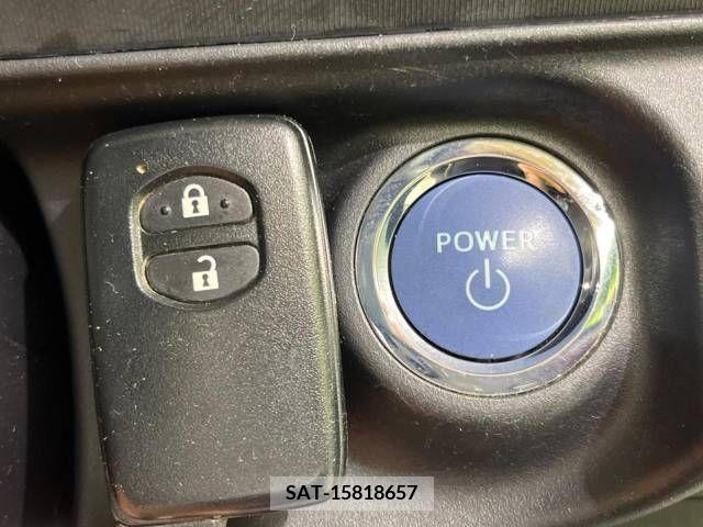 Toyota AQUA 2013-07 314145-4