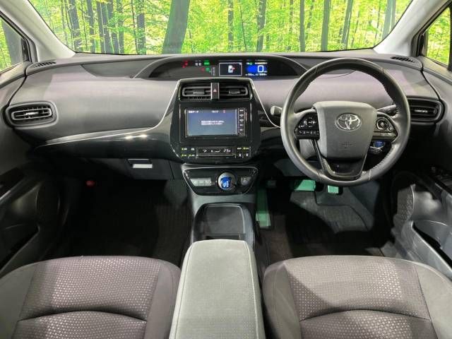 Toyota PRIUS 2019-08 21100-1
