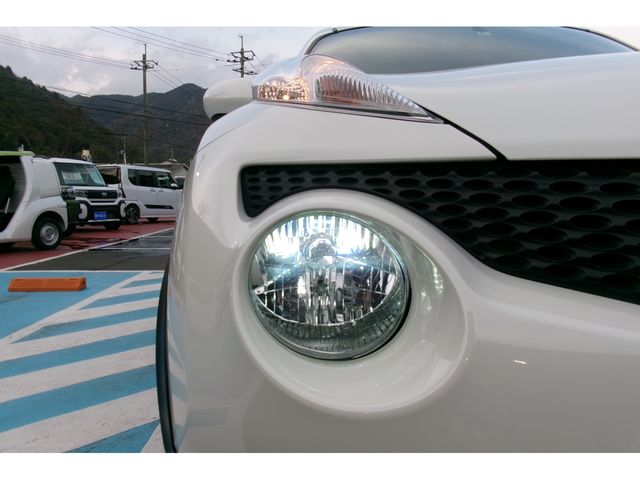 Nissan JUKE 2012-08 1050-10