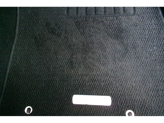 Nissan JUKE 2012-08 1050-22