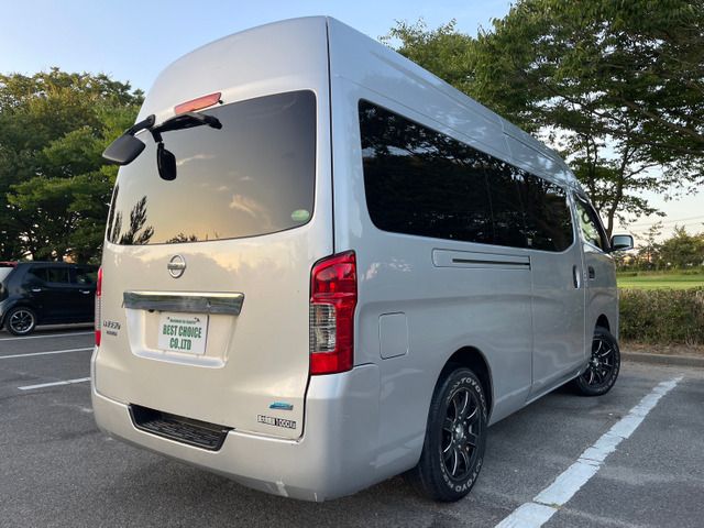 Nissan NV350 Caravan 2012-08 5101-4