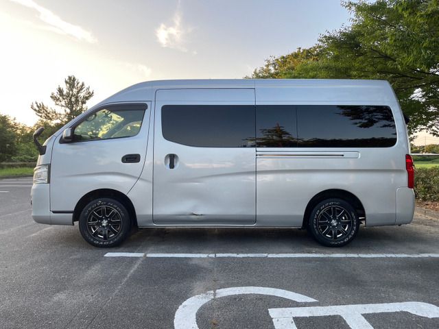 Nissan NV350 Caravan 2012-08 5101-8