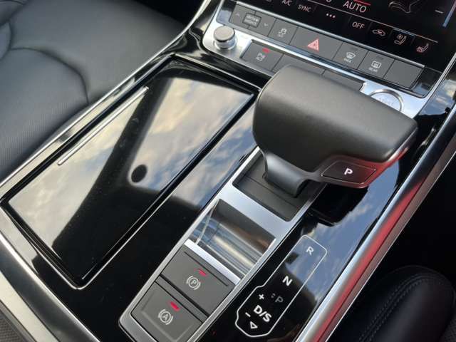 Audi Q8 2019-09 192852-13