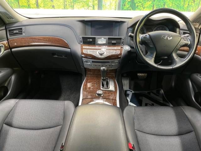 Nissan FUGA 2017-07 26799-1