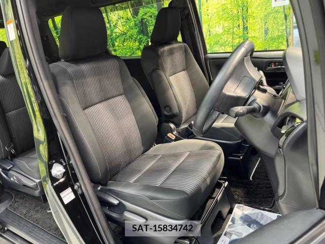 Toyota VOXY 2018-11 225190-8