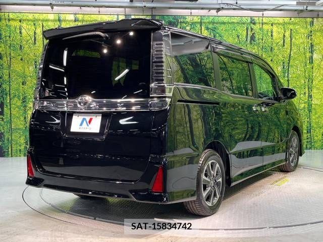 Toyota VOXY 2018-11 225190-18
