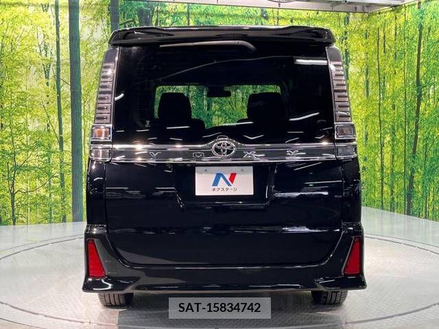 Toyota VOXY 2018-11 225190-16