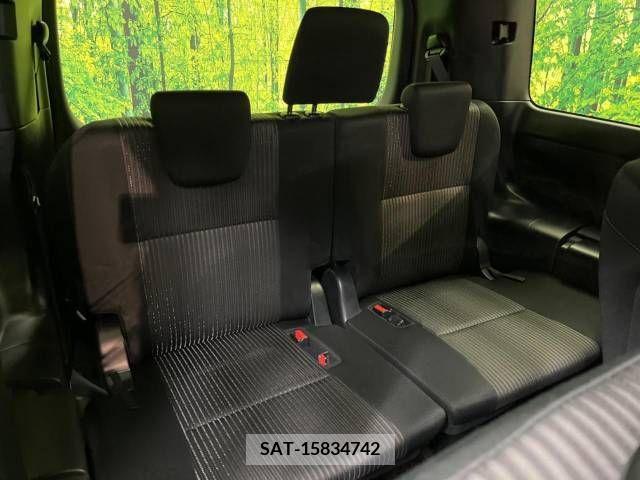 Toyota VOXY 2018-11 225190-10