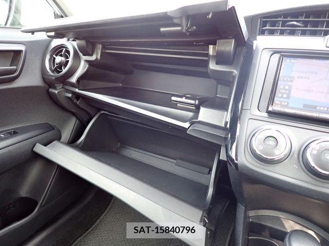 Toyota COROLLA AXIO 2019-01 208725-10