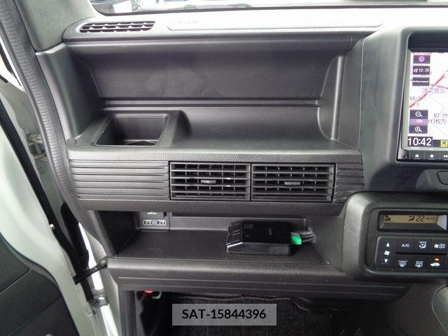 Honda N-VAN 2020-12 329322-19