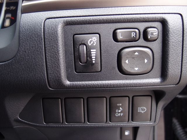 Lexus CT 2014-03 25190-13