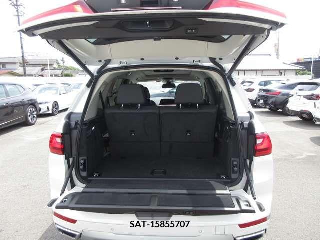 Bmw X7 2022-09 207898-7