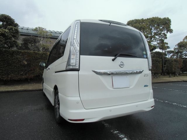 Nissan SERENA 2014-03 921-13