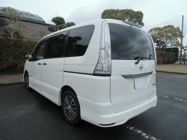 Nissan SERENA 2014-03 921-2