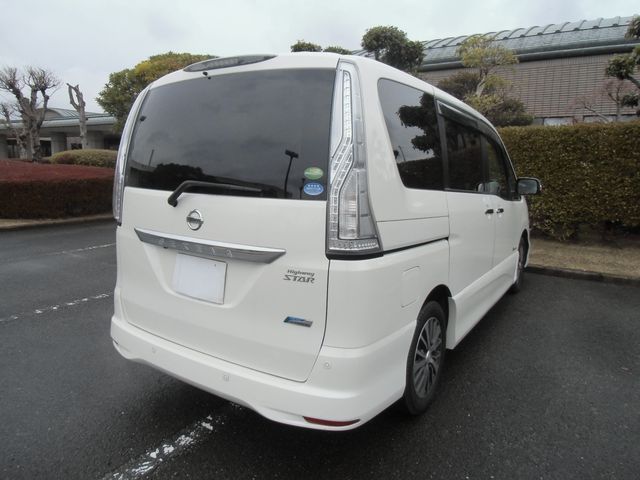 Nissan SERENA 2014-03 921-16