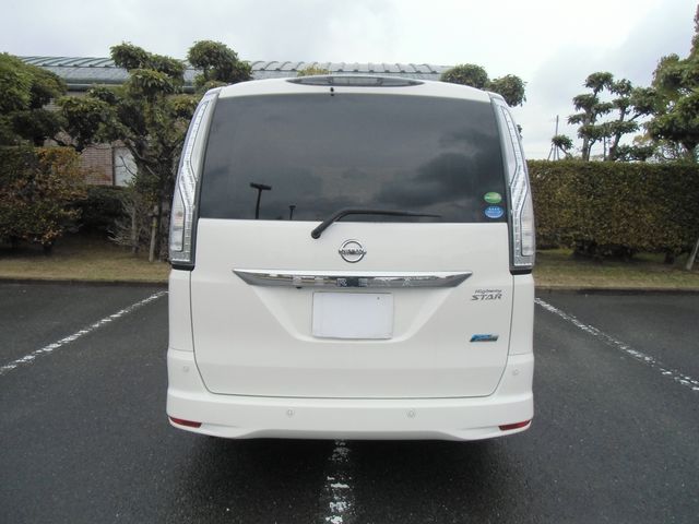 Nissan SERENA 2014-03 921-12