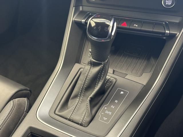 Audi Q3 2020-11 10562-12