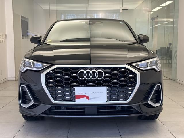 Audi Q3 2020-11 10562-2