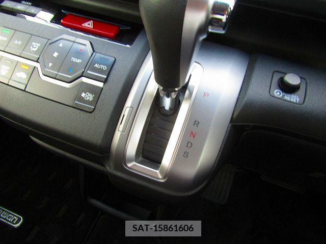 Honda STEP WGN 2013-10 368816-15