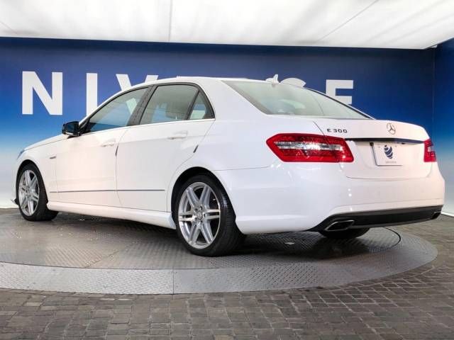 Mercedes Benz E-CLASS 2013-05 27539-16