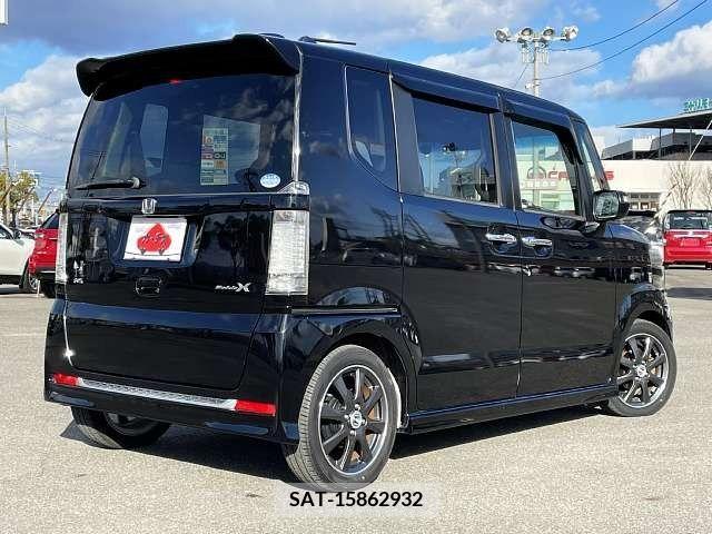 Honda N BOX 2013-04 207721-2
