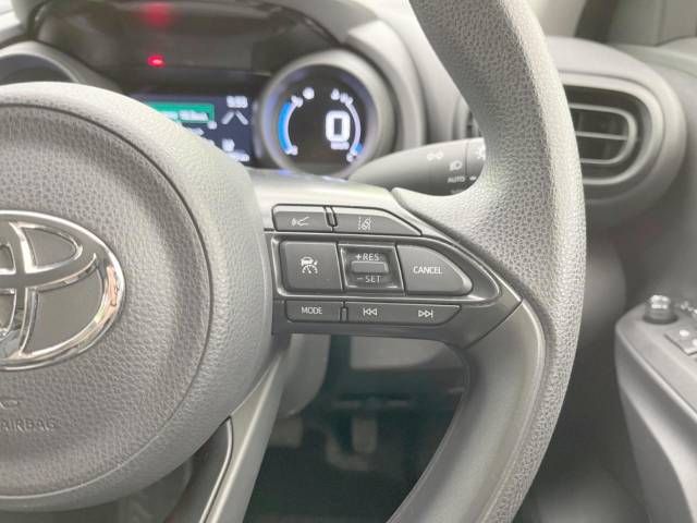 Toyota YARIS CROSS 2023-03 185874-5