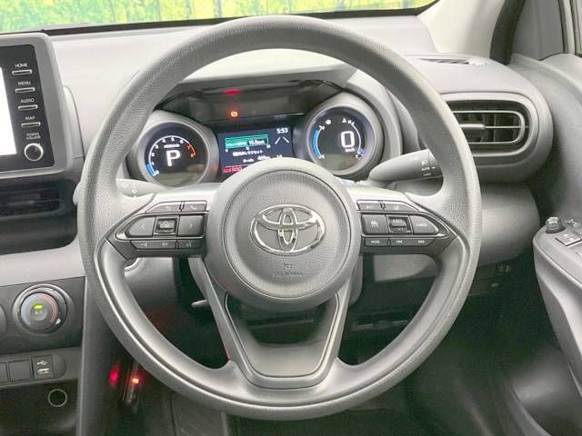 Toyota YARIS CROSS 2023-03 185874-11