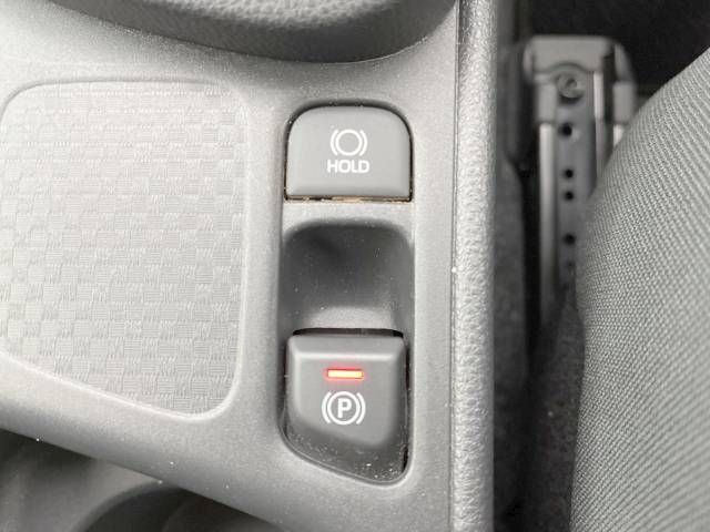 Toyota YARIS CROSS 2023-03 185874-6