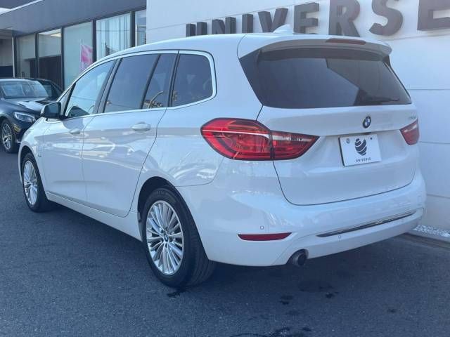 Bmw 2 SERIES 2017-03 12682-18