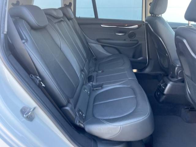 Bmw 2 SERIES 2017-03 12682-9