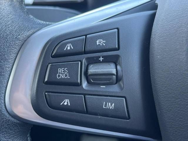 Bmw 2 SERIES 2017-03 12682-5
