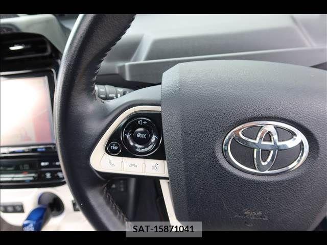Toyota PRIUS 2016-01 386670-26