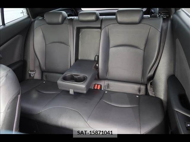 Toyota PRIUS 2016-01 386670-19