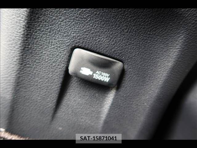 Toyota PRIUS 2016-01 386670-18