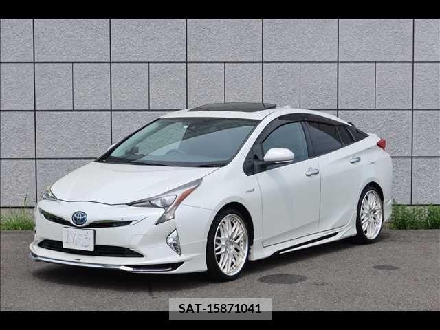 Toyota PRIUS 2016-01 386670-0