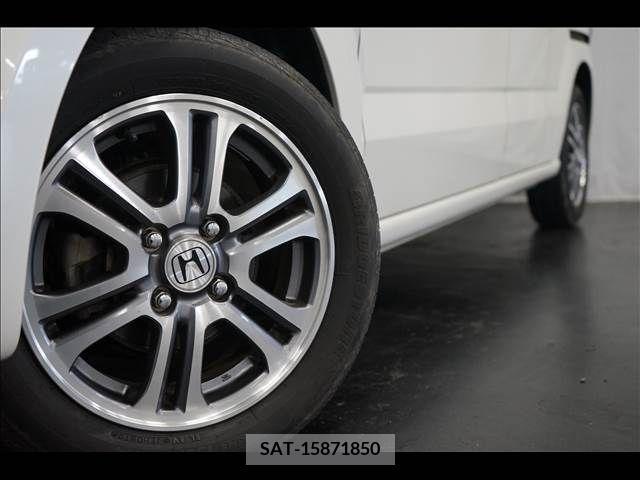 Honda N BOX 2013-05 333819-3