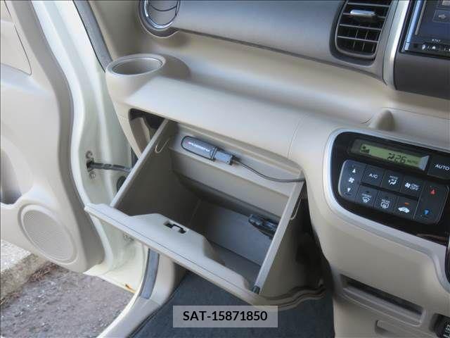 Honda N BOX 2013-05 333819-12