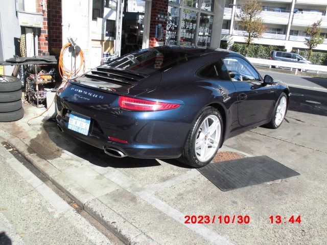 Porsche 911 2012-04 13200-5