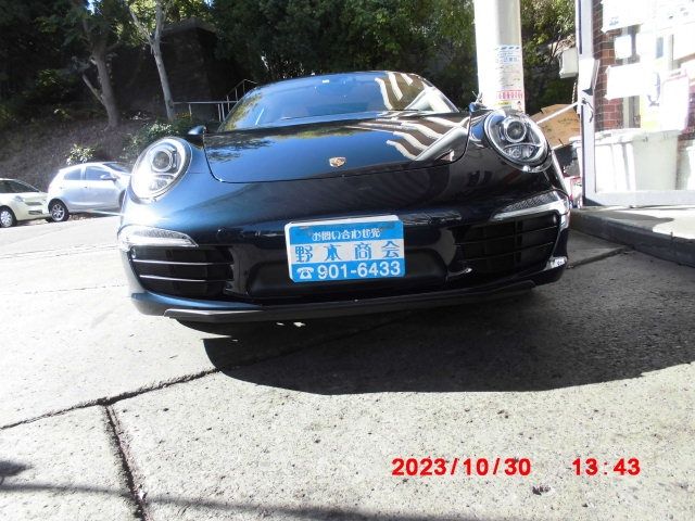 Porsche 911 2012-04 13200-1