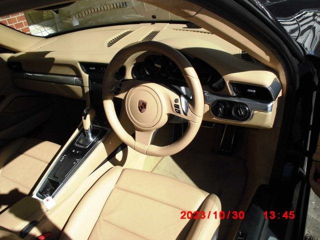 Porsche 911 2012-04 13200-9