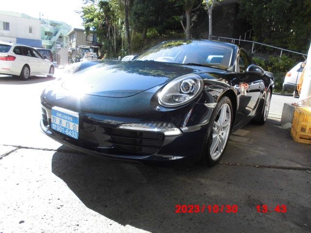 Porsche 911 2012-04 13200-2