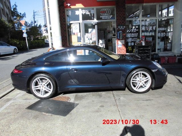 Porsche 911 2012-04 13200-3