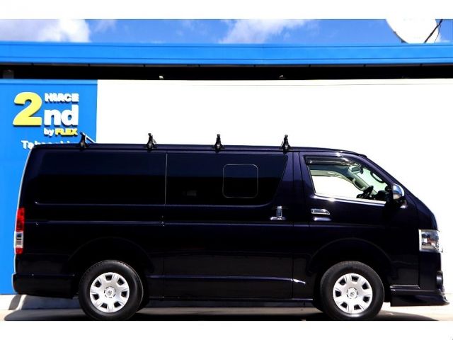 Toyota HIACE VAN 2017-01 8833-4