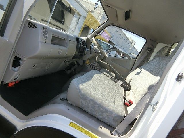Toyota DYNA TRUCK 2003-11 15183-24