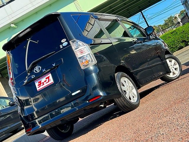 Toyota VOXY 2009-06 24494-25